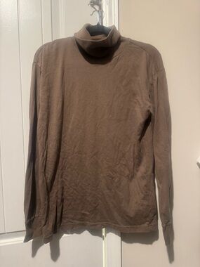 Abercrombie & Fitch Brown Turtleneck Sweater